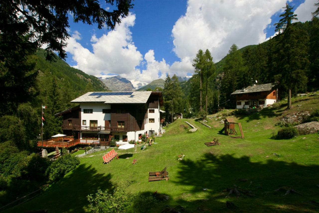 Albergo Villa Anna Maria Champoluc Luaran gambar